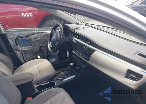 2015 Toyota Corolla Le z USA, uszkodzony, nr VIN 2T1BURHE5FC393977